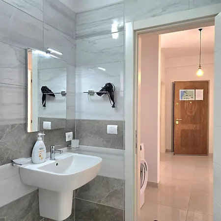 شقة Perla Homes 246 Plazhi San Pietro