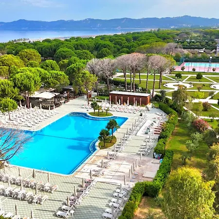 Perla Homes 246 Plazhi San Pietro