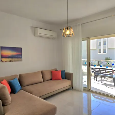 Perla Homes 246 شقة Plazhi San Pietro
