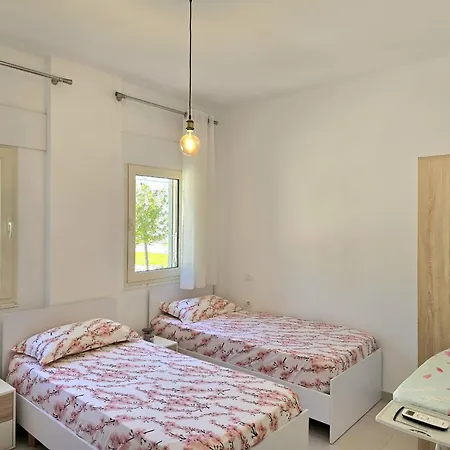 Perla Homes 246 *