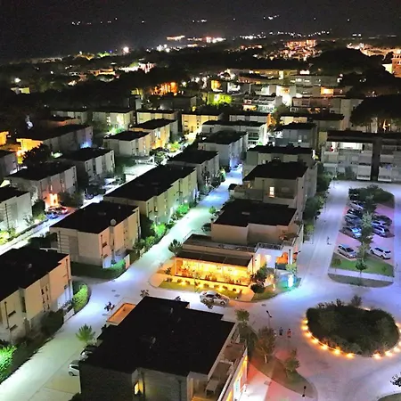 Perla Homes 246 * Plazhi San Pietro