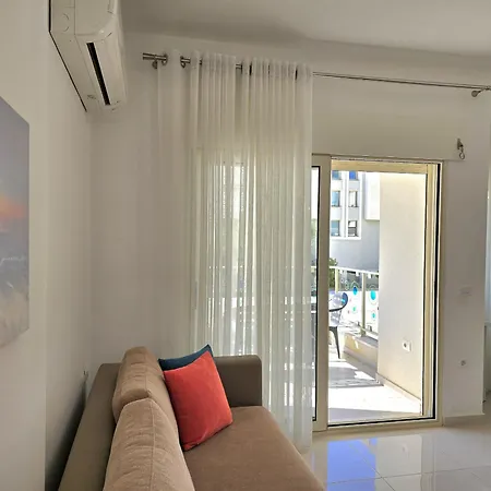 Perla Homes 246 * Plazhi San Pietro