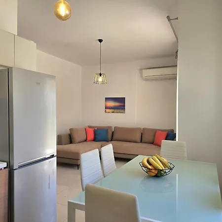 Perla Homes 246 *